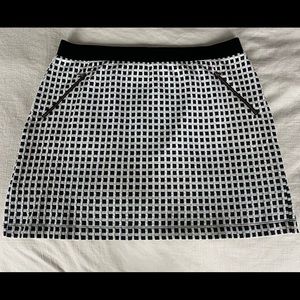 Lou&Grey checkered skirt with zipper pockets
